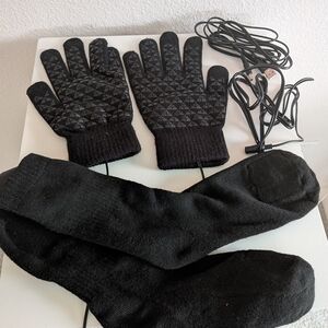 Thermal Black Gloves and Socks Set